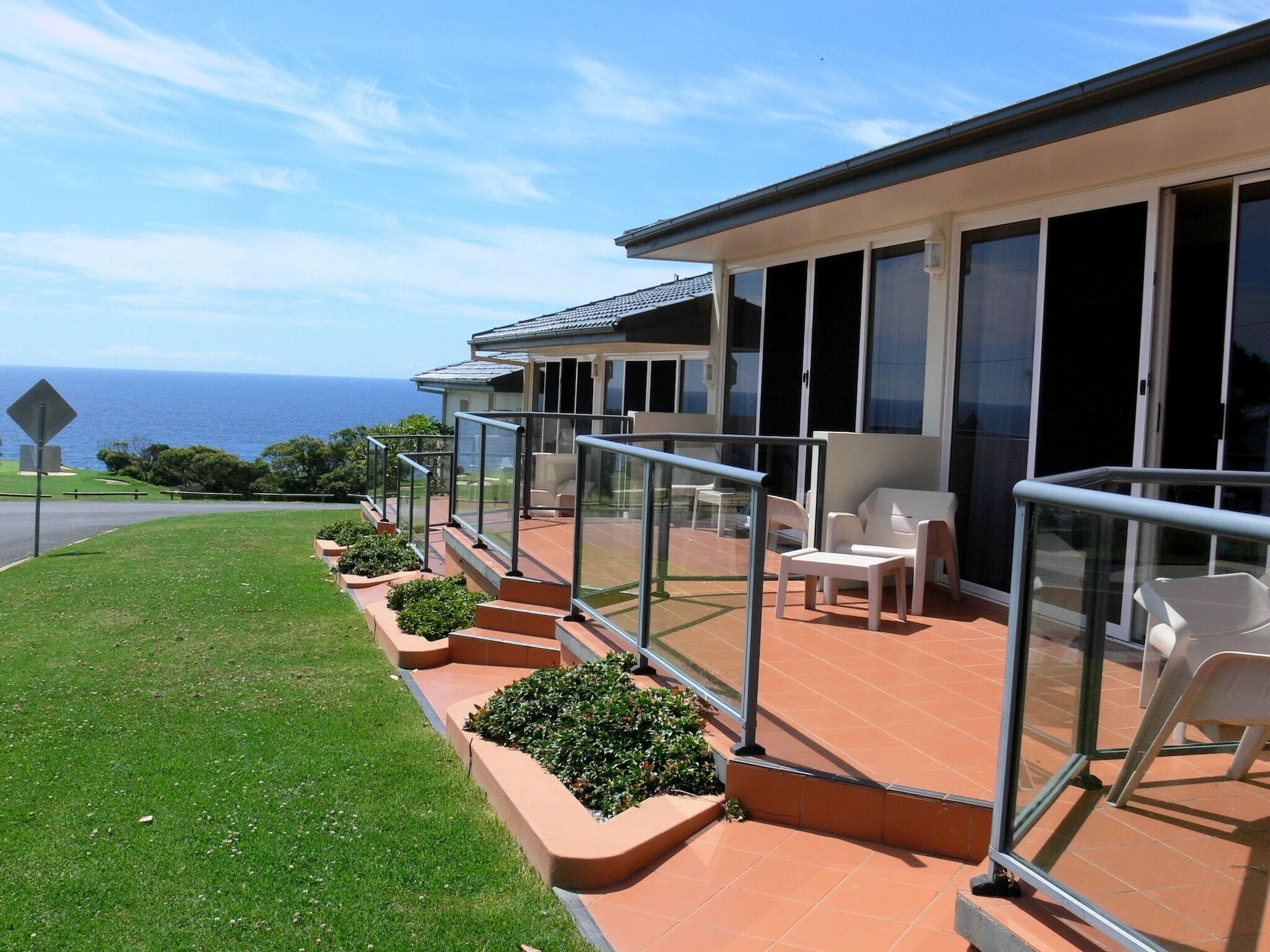 Amooran Oceanside Apartments And Motel Нарума Экстерьер фото